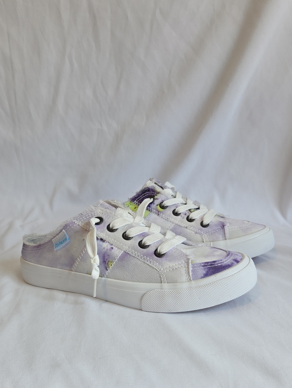 Obtaom Women Canvas Mules Memory Foam Clipper Fashion Sneakers